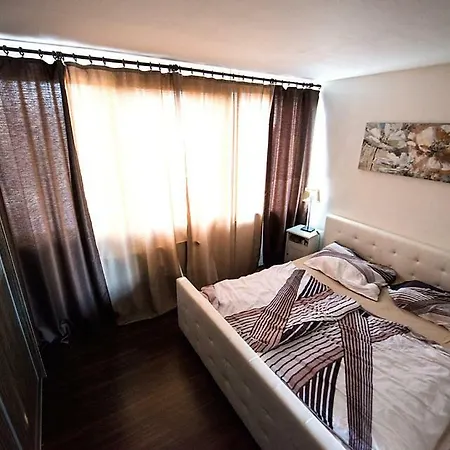 Cozy Big Monika, Your Second Apartamento